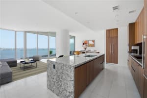 175 Se 25th Rd 3104, Miami