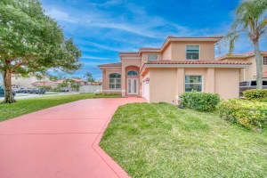 6554 Geneva St, Greenacres, FL 33467, - MLS#A12015966