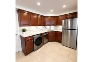 1408 Brickell Bay Dr APT 1104, Miami, FL 33131, - MLS#A12015995