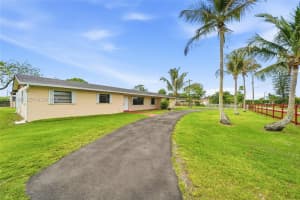 25851 SW 152nd Ct, Homestead, FL 33032, - MLS#A12016000