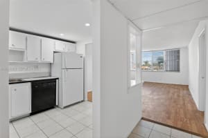 2761 Taft St APT 212, Hollywood, FL 33020, - MLS#A12016023