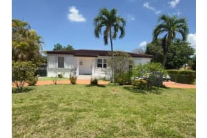 6801 SW 27th St, Miami, FL 33155, - MLS#A12016031