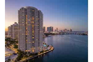 808 Brickell Key Dr APT 3304, Miami, FL 33131, - MLS#A12016041