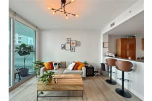 300 S Biscayne Blvd t 1705, Miami, FL 33131, - MLS#A12016054