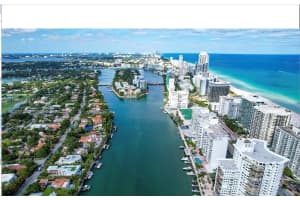 5700 Collins Ave Unit 3H, Miami Beach, FL 33140, - MLS#A12016067