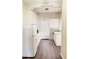 1007 Meridian Ave APT 9, Miami Beach, FL 33139, - MLS#A12016085