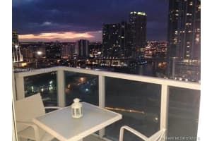 31 Se 5th St 2305, Miami