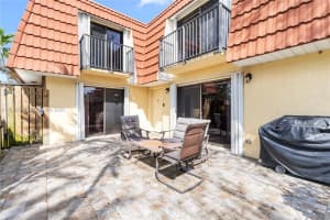 9950 NW 6th Pl, Plantation, FL 33324, - MLS#A12016094