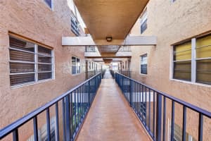 3048 Sunrise Lakes Dr E #220, Sunrise, FL 33322, - MLS#A12016133