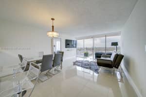 7601 E Treasure Dr 703, North Bay Village