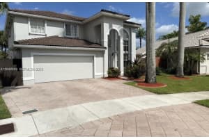 10331 SW 164th Ct, Miami, FL 33196, - MLS#A12016173