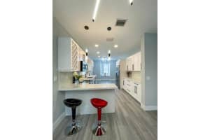 1261 Hayes St, Hollywood, FL 33019, - MLS#A12016202