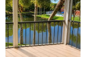 309 Lakeview Dr APT 204, Weston, FL 33326, - MLS#A12016263