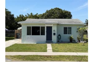 2711 Adams St, Hollywood, FL 33020, - MLS#A12016338