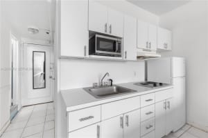 255 W 24th St APT 432, Miami Beach, FL 33140, - MLS#A12016359