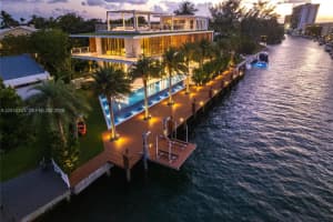 13390 Biscayne Bay Dr, North Miami, FL 33181, - MLS#A12016361