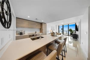 1300 S Miami Ave Unit 4704, Miami, FL 33130, - MLS#A12016420