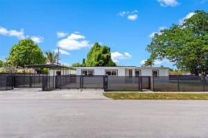 4170 SW 99th Ave, Miami, FL 33165, - MLS#A12016423