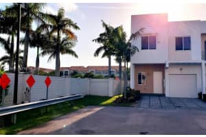 7210 NW 103rd Path, Doral, FL 33178, - MLS#A12016440
