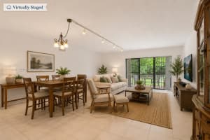 425 W Park Dr APT 10, Miami, FL 33172, - MLS#A12016445