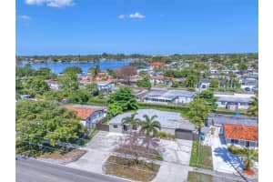 17911 Nw 82nd Ave, Hialeah
