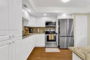 1101 Colony Point Cir APT 309, Pembroke Pines, FL 33026, - MLS#A12016483