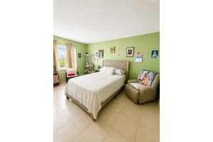 9800 Sunrise Lakes Blvd APT 202, Sunrise, FL 33322, - MLS#A12016555