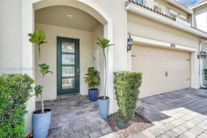 4774 Eucalyptus Dr, Hollywood, FL 33021, - MLS#A12016626