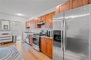 7950 Tatum Waterway Dr n14, Miami Beach, FL 33141, - MLS#A12016817