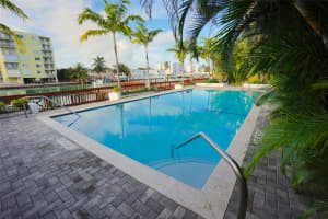 7950 Tatum Waterway Dr n14, Miami Beach, FL 33141, - MLS#A12016817