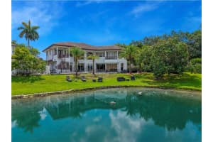 14332 Ardoch Pl, Miami Lakes