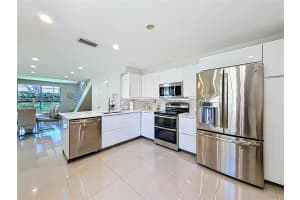 952 Sevilla Cir, Weston, FL 33326, - MLS#A12016840