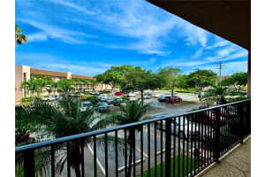 Building 163, 10451 Sunrise Lakes Blvd APT 205, Sunrise, FL 33322, - MLS#A12016847
