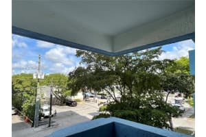 5050 NW 7th St APT 220, Miami, FL 33126, - MLS#A12016871