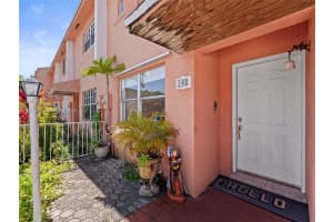 100 SW 110th Ave, Miami, FL 33174, - MLS#A12016924