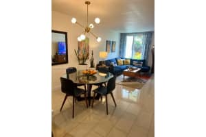 1701 NE 115th St APT 1A, Miami, FL 33181, - MLS#A12016927