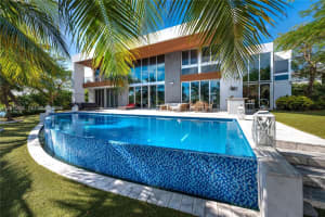 400 Tamarind Dr, Hallandale Beach 400 Tamarind Dr, Hallandale Beach
