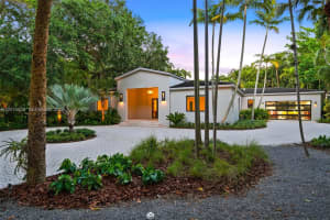 2841 Emathla St, Miami, FL 33133, - MLS#A12016936