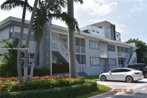 Is, 9740 Bay Harbor Terrace #8, Bay Harbor Islands, FL 33154, - MLS#A12016968