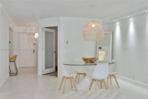 2401 Collins Ave APT 1805, Miami Beach, FL 33140, - MLS#A12016972