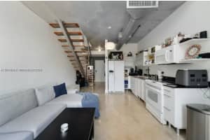 690 SW 1st Ct APT 1022, Miami, FL 33130, - MLS#A12016984