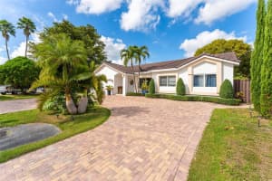 15325 SW 54th Terrace, Miami, FL 33185, - MLS#A12016995