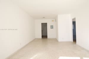 800 83rd St #2, Miami Beach, FL 33141, - MLS#A12017007