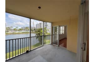 1770 NE 191st St Apt 203-1, Miami, FL 33179, - MLS#A12017053