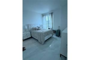 950 Brickell Bay Dr APT 4208, Miami, FL 33131, - MLS#A12017059
