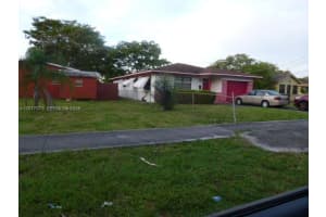 625 NW 9th Ct, Hallandale Beach, FL 33009, - MLS#A12017073
