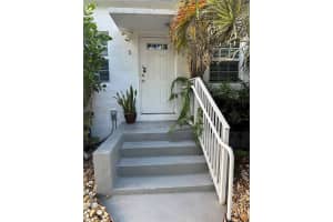 8401 Crespi Blvd APT 3, Miami Beach, FL 33141, - MLS#A12017164