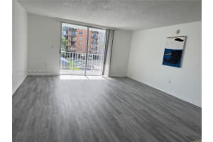 1470 NE 125th Terrace APT 205, North Miami, FL 33161, - MLS#A12017167