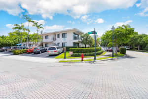 1790 Harbour Inlet Dr apt 2A, Fort Lauderdale, FL 33316, - MLS#A12017195