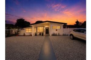 280 Ne 173rd St, North Miami Beach